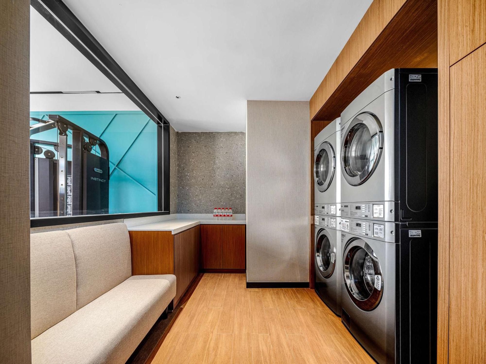 Hilton Garden Inn Beijing Guomao Dış mekan fotoğraf