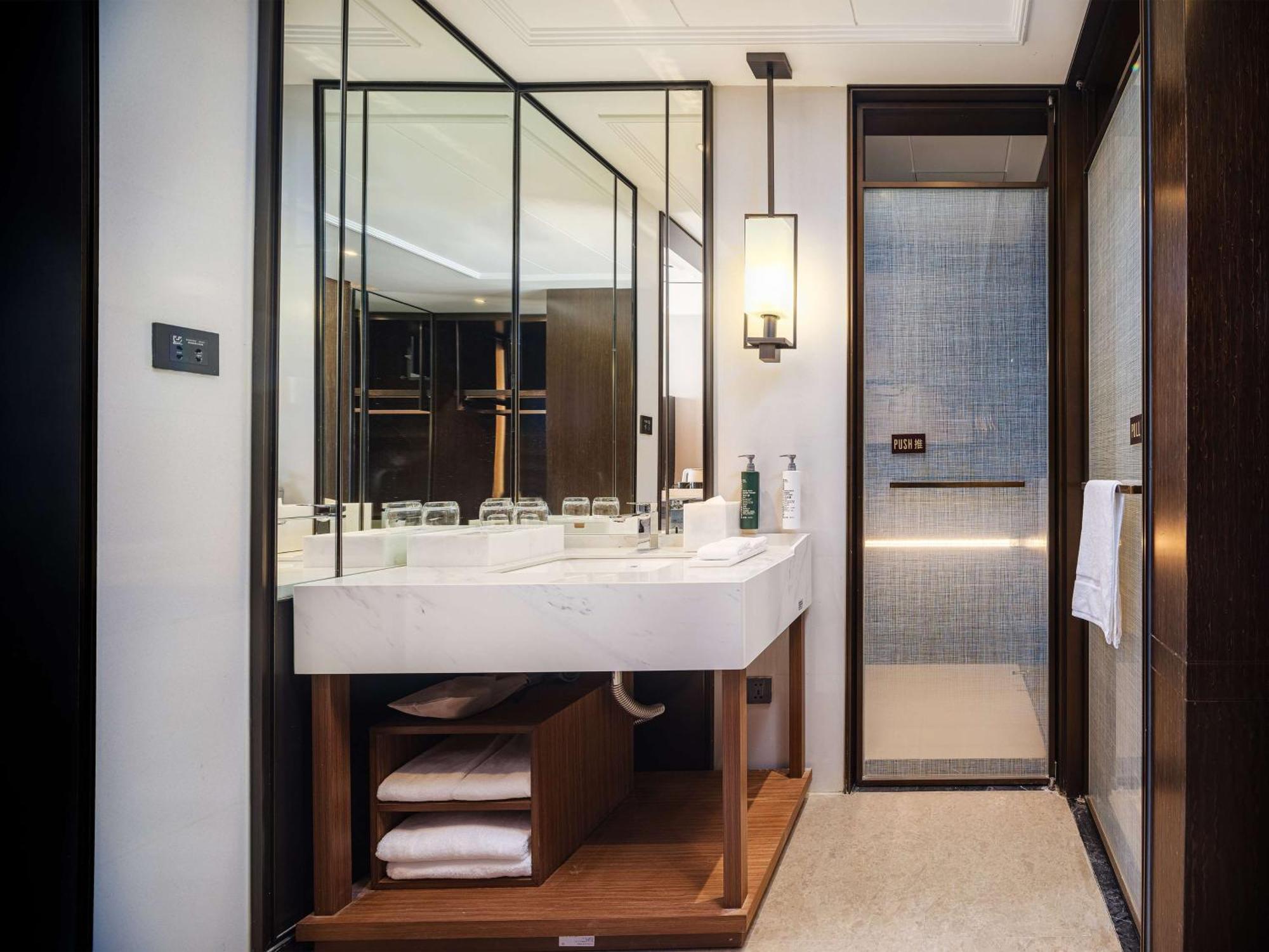 Hilton Garden Inn Beijing Guomao Dış mekan fotoğraf