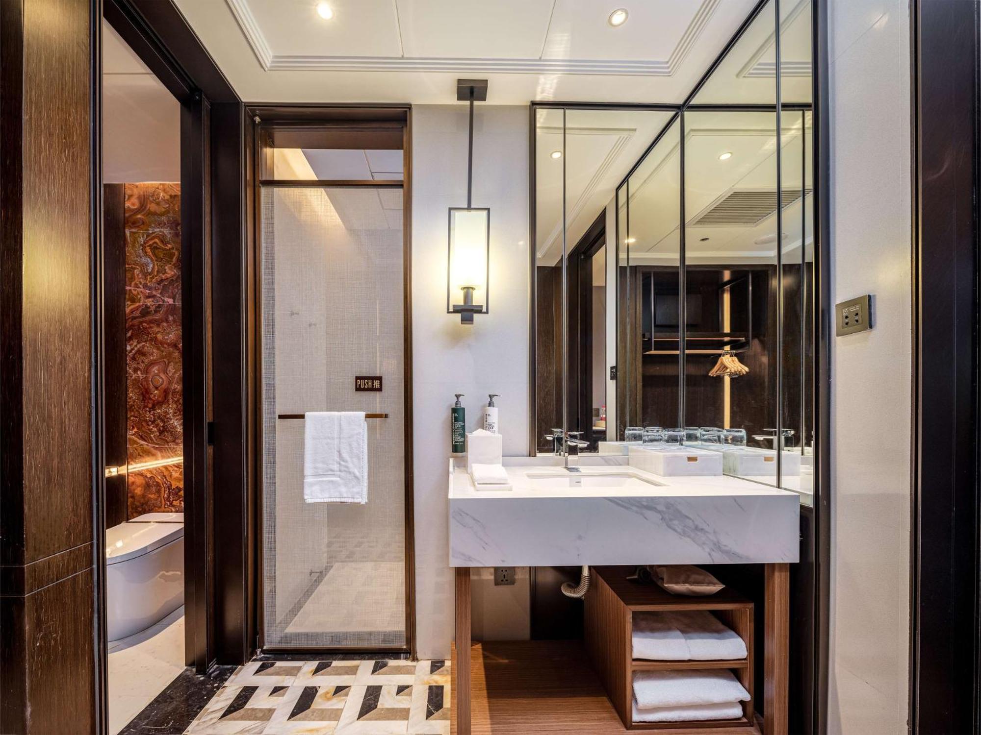 Hilton Garden Inn Beijing Guomao Dış mekan fotoğraf
