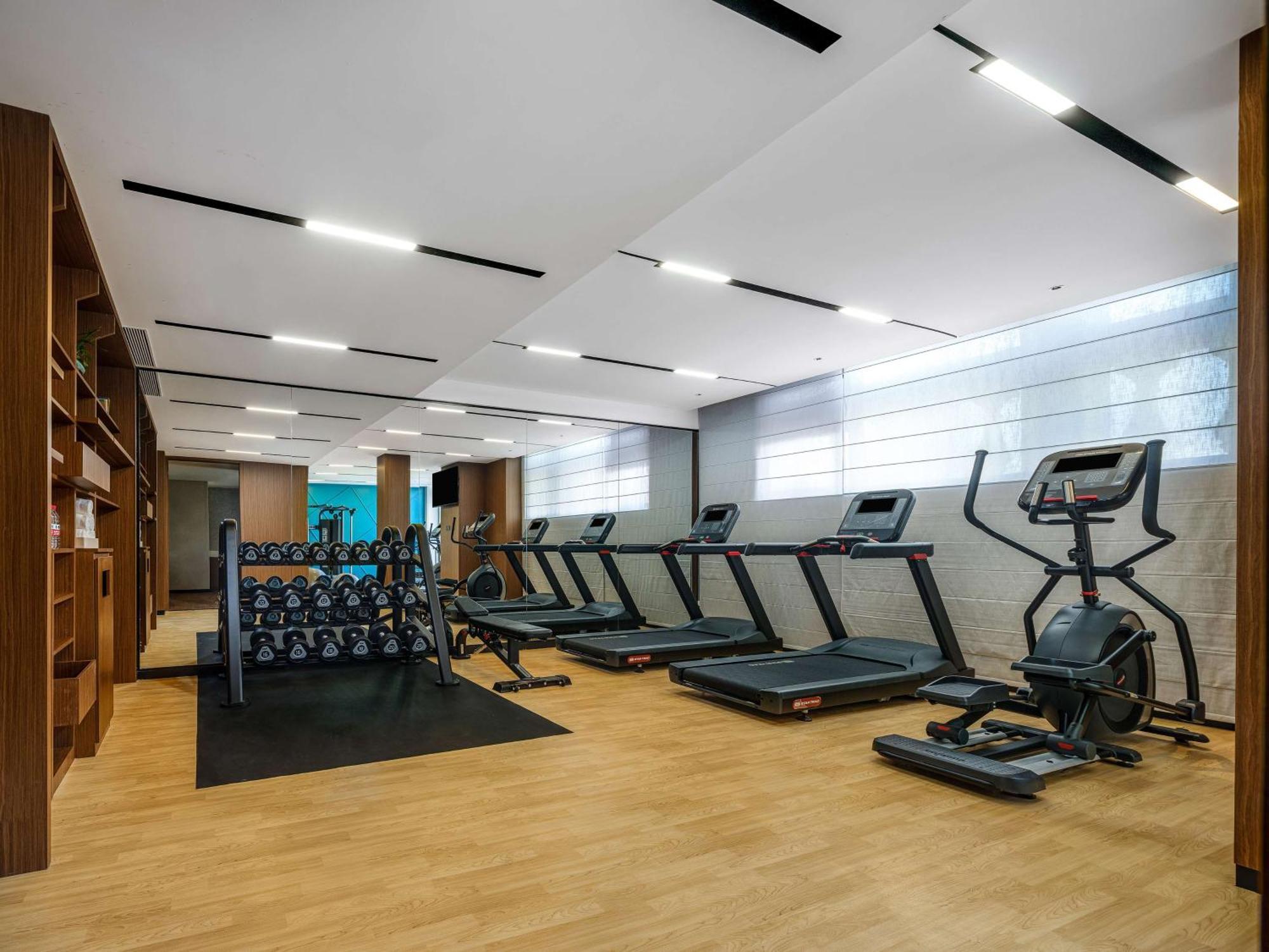 Hilton Garden Inn Beijing Guomao Dış mekan fotoğraf