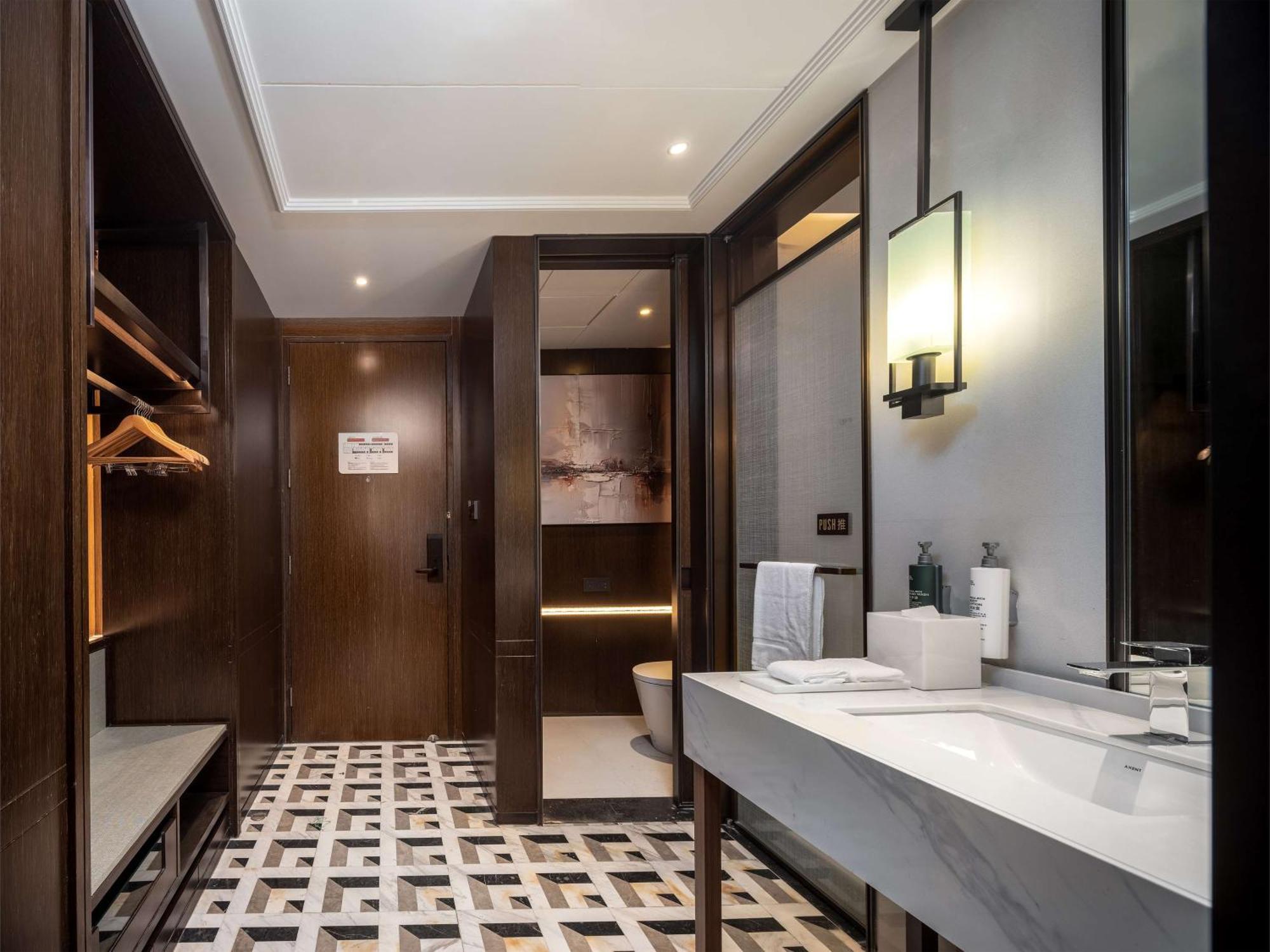 Hilton Garden Inn Beijing Guomao Dış mekan fotoğraf